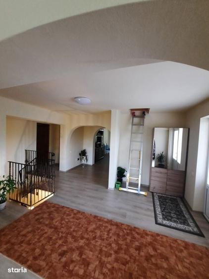 Casă cu 4 camere cu Teren 8142 Mp în Oarda
