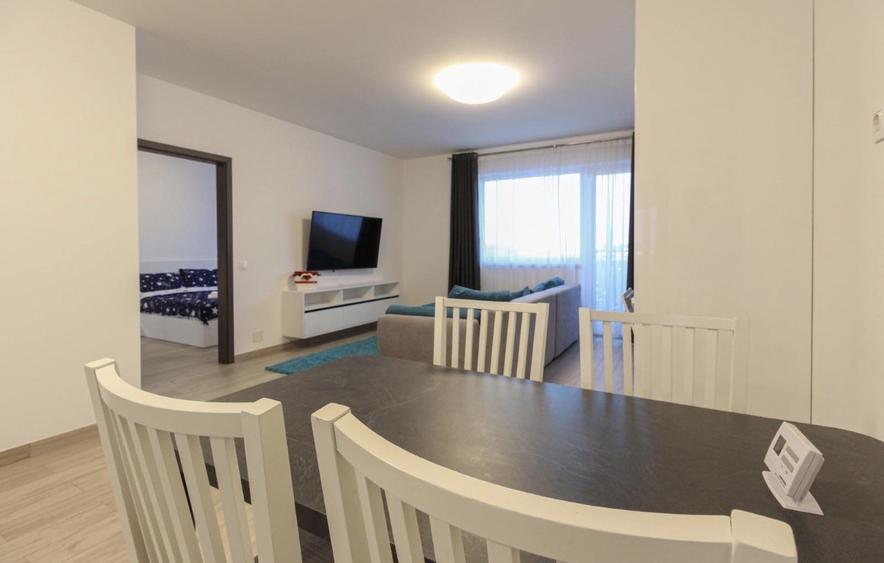Apartament cu 2 camere semidecomandat în Florești