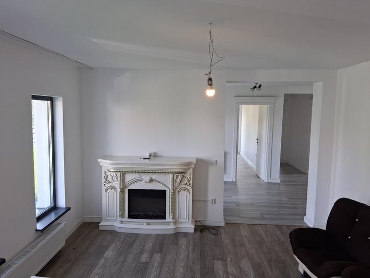 Casă individuală cu 4 camere cu Teren 500 Mp în Dancu