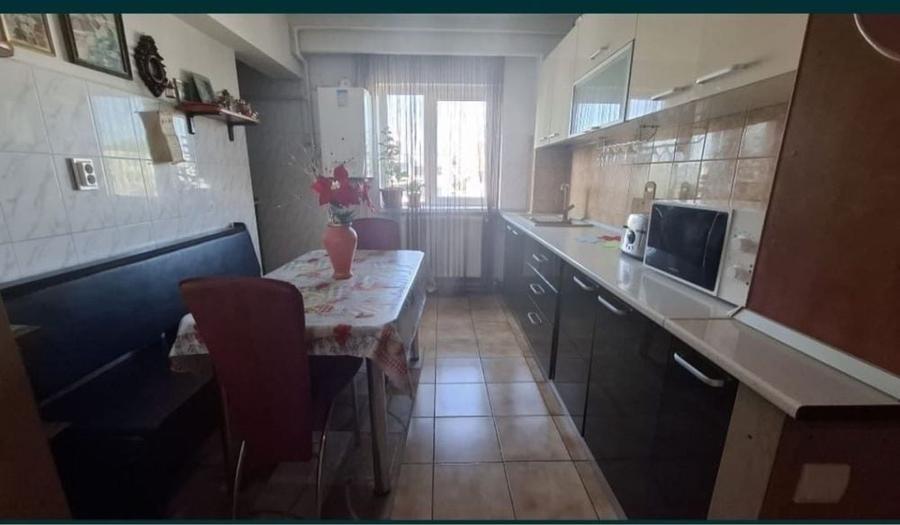 Apartament cu 2 camere decomandat în Găvana