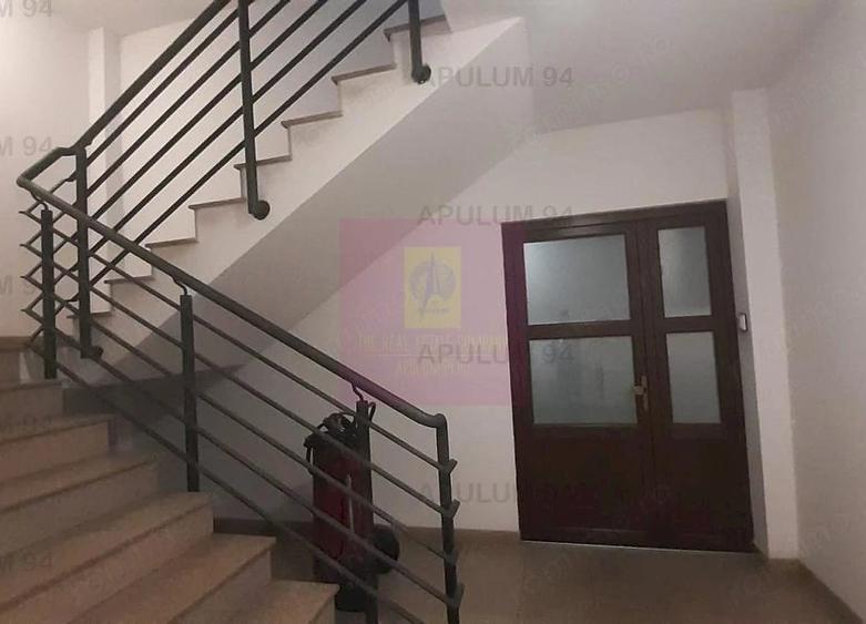 Apartament cu 3 camere decomandat în Băneasa