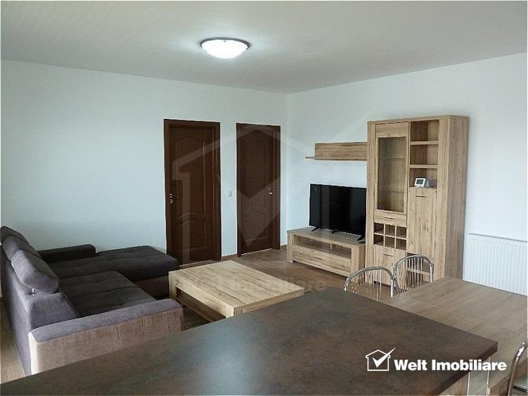 Apartament cu 3 camere semidecomandat, mobilat în Gheorgheni