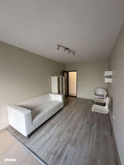 Spațiu comercial, de 15 mp, în Pelican
