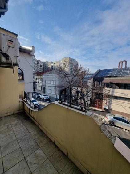 Vila - Parcul Carol - 13 Camere - Pretabil Gradinita - Autorizata - 13