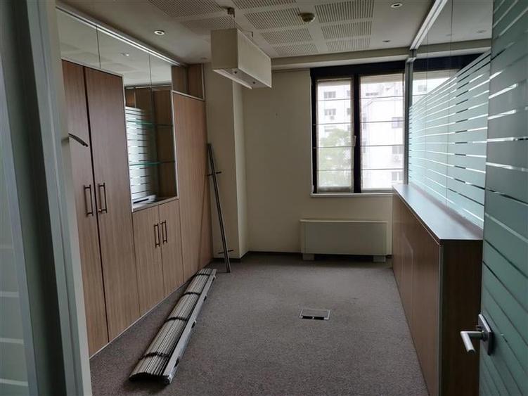 Spatiu de birouri in Metropolis - 230 mp - 5