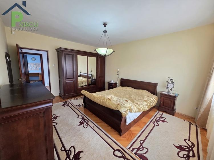 Vila Brancoveanu, Alunisului, S+P+1+M, 311 mpu, teren 200 mp, garaj - 10