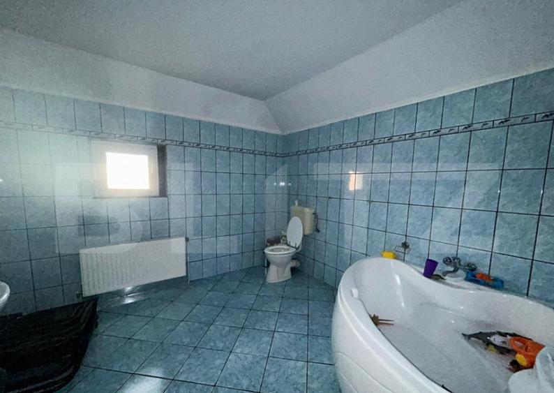 Casa de vanzare , 258.00 utili + 418 teren, zona Closca - 7