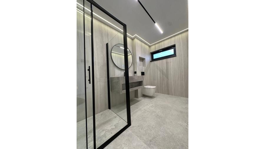 Casă individuală cu 5 camere cu Canalizare în Pipera