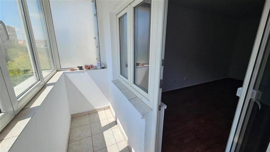 Spatii birouri metrou Tineretului de la 70 mp - 11