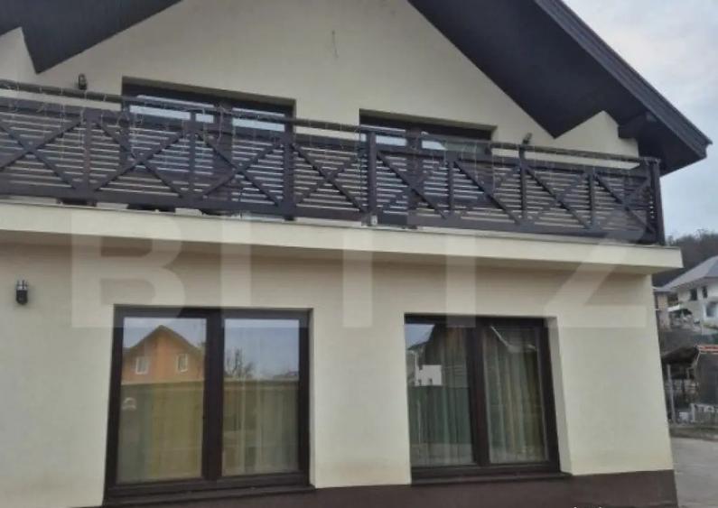 Exclusivitate! Casa de vanzare, cu 6 camere, 155 mp, zona Un - 14