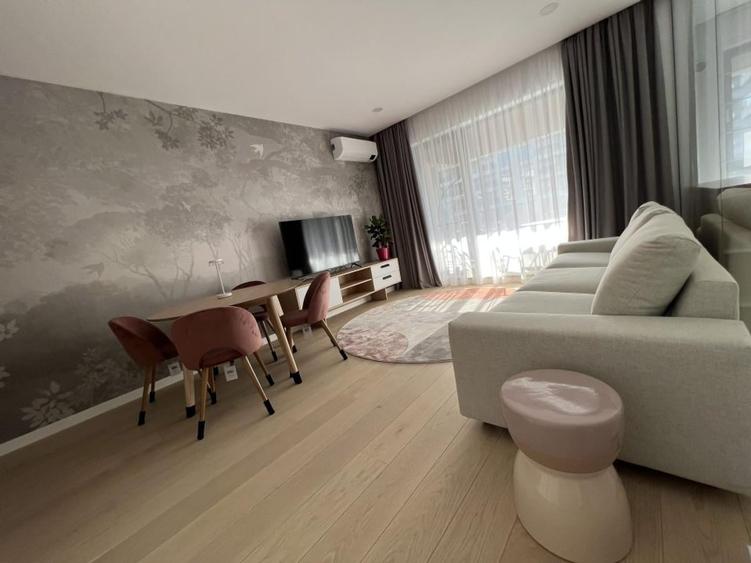 Apartament cu 2 camere semidecomandat, mobilat în Aviației