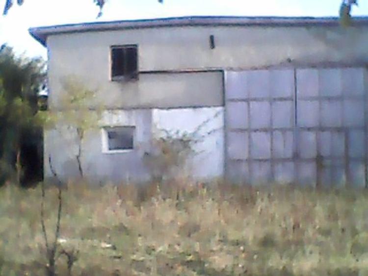 Ferma agricola cu 7600 mp teren intravilan si 400 mp constructii in Popanzalesti comuna Dragotesti - 1