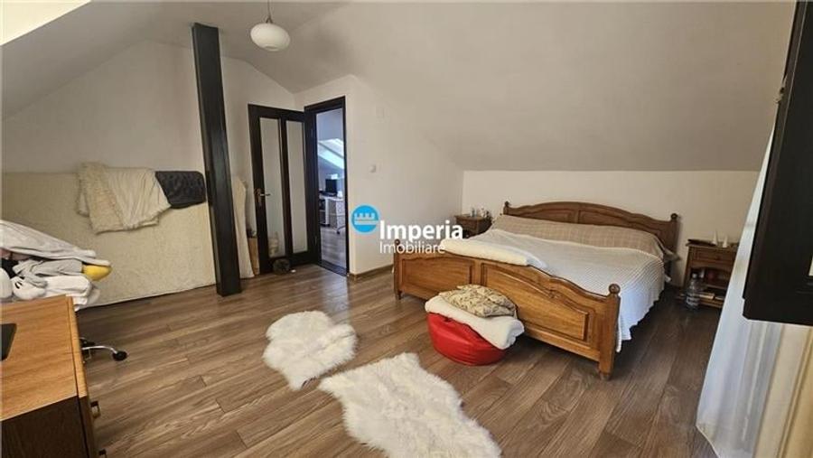 Casa cu teren generos si curte superb amenajata in zona Pietrarie - 7