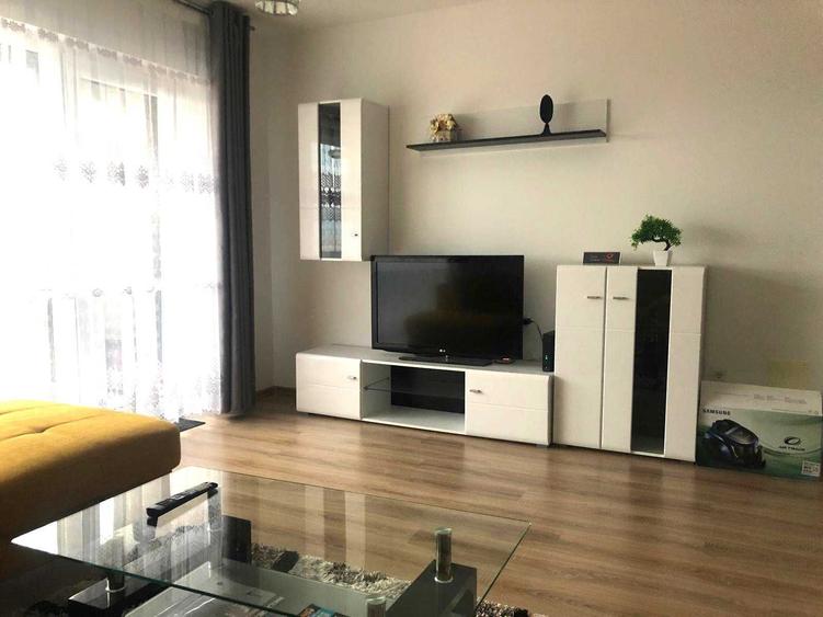 Apartament luminos gata de locuit - 1