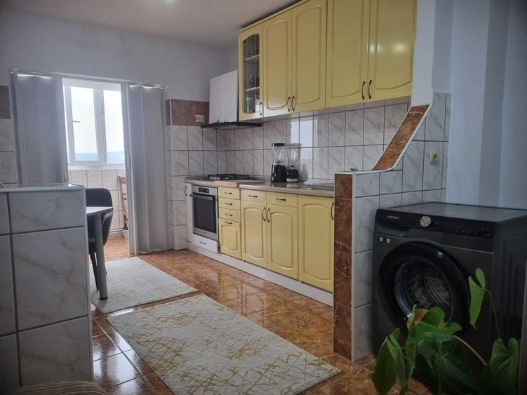 Apartament cu 2 camere decomandat în Ultracentral