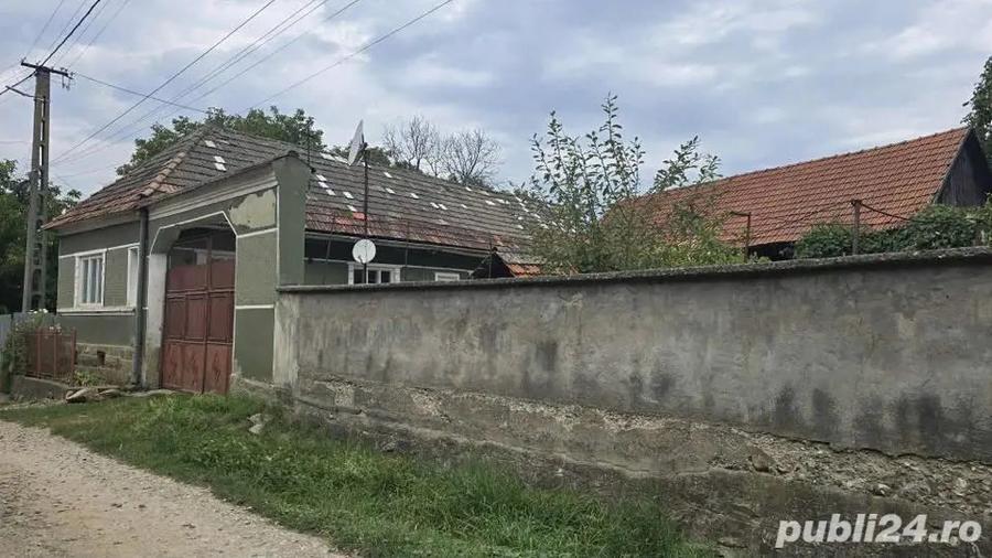 Casa 4 camere, anexe ?i gradina in centrul comunei Teliu - 5