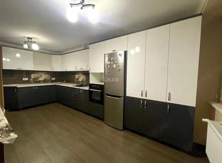 Ofer spre vanzare apartament cu 2 camere in zona tei