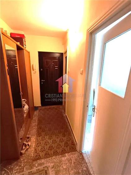 ETAJ  1, Ap 3 camere zona Garii, SPATIOS, 2 vederi, 2 balcoane - 6