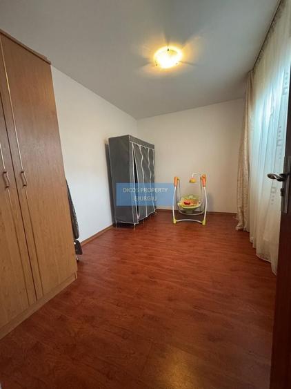 Casă individuală cu 3 camere cu Canalizare în Periferie