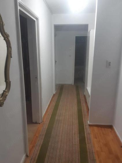 Zona Semiluna, 3 camere decomandat etaj2, mobilat si urilat, prima inchiriere - 9