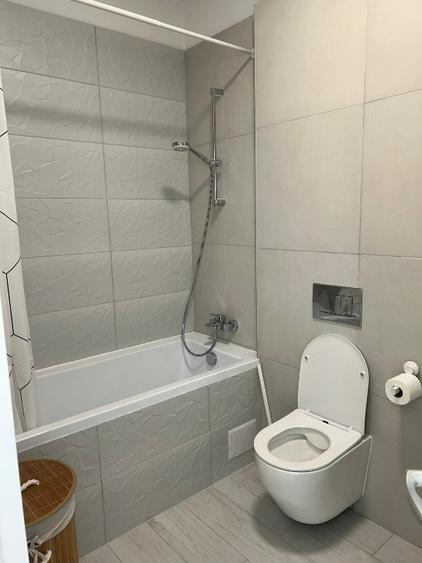 Inchiriez apartament 2 camere, imobil Forest On, Baneasa, sector 1 - 9