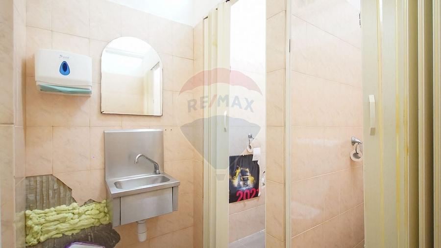 Spatiu comercial de 200mp de inchiriat in zona Centrul Civic - 6