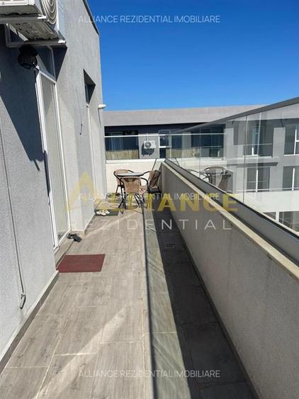 Apartament 3 camere Sector 4 - 10