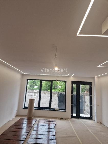 Vila noua singur curte Vitan Mall, rezidential/birou