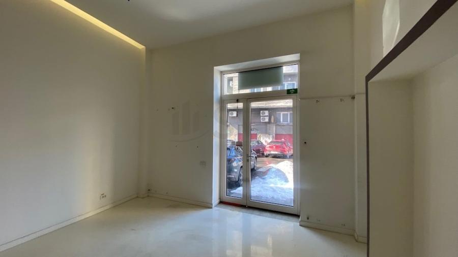 REC3001723 Spatiu comercial - zona centrala - 48 mp - 4