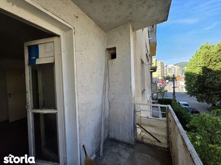 Apartament 3 camere de vanzare Deva, zona Piata (Str. I.L. Caragiale) - 3