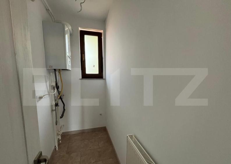 Apartament decomandat, 3 camere, 92 mp, zona Trattoria - 12