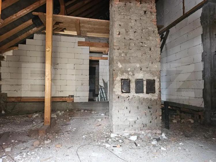 Spatiu Comercial + Apartament de vanzare Comuna Romuli - 9