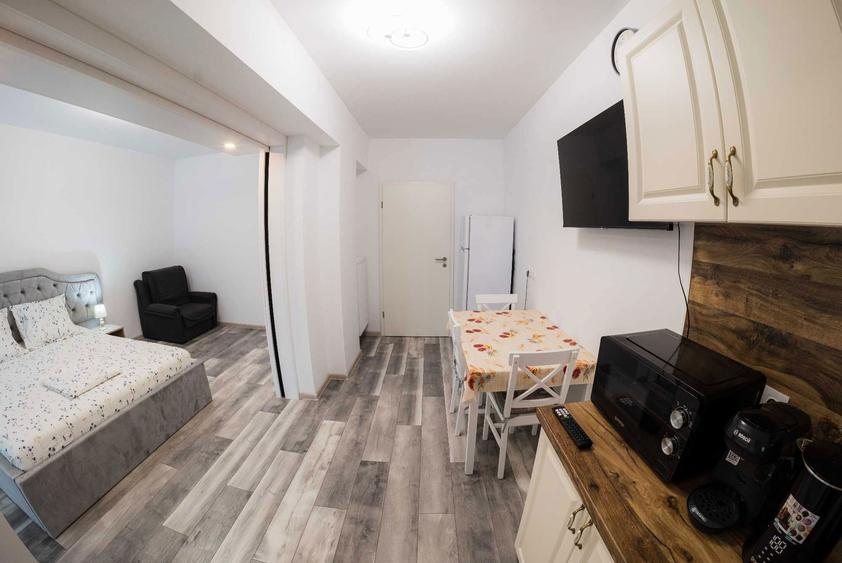 Vand Garsoniera Brasov Avantgarden Bartolomeu mobilata si utilata - 6