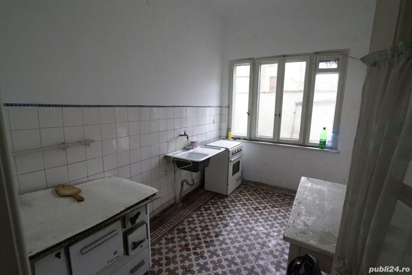 Vanzare casa central - 1