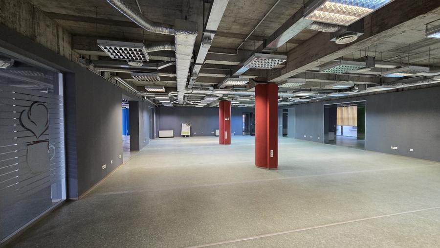 De inchiriat spatiu de birouri zona Universitate - 2