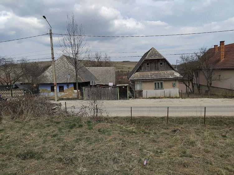 Vand casa traditionala cu teren in Manastireni,jud.Cluj - 4