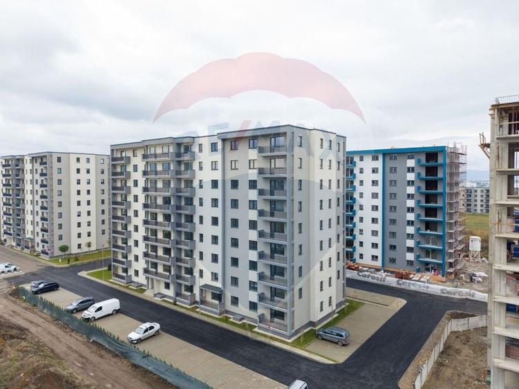 Apartament 3 camere – Tractorul- 73 mp, parcare și boxa - 19