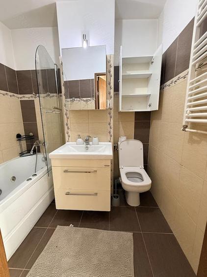 Inchiriez apartament 2 camere - 6