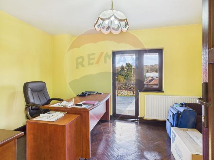 Vilă spațioasă în zona centrală Breaza, 310 mp utili, teren 610 mp - 7