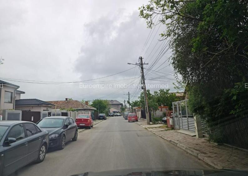 Teren de vanzare in Lazu