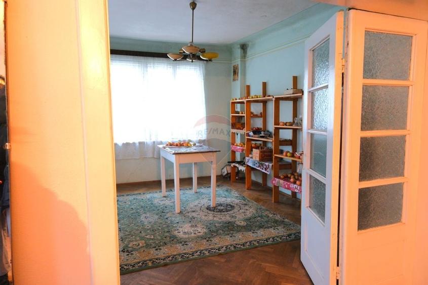 Casa situata in Medias,intr-o zona in plina dezvoltare - 24