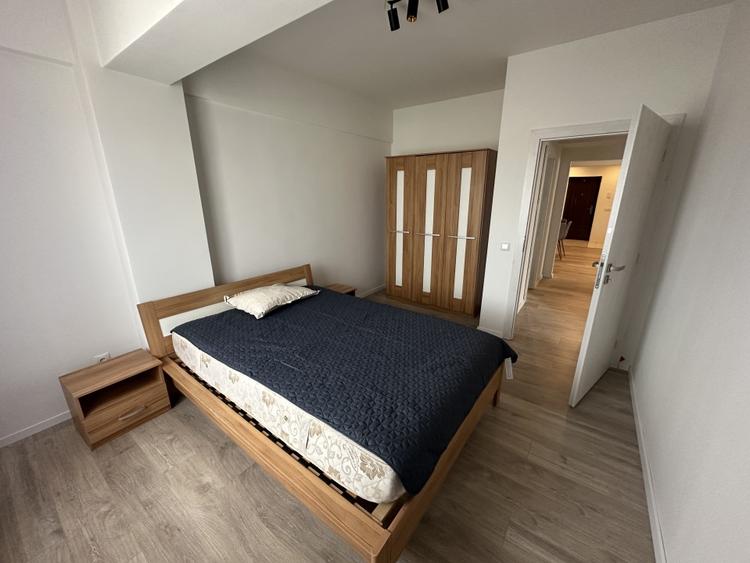 Apartament 3 camere lux zona Milea - 5