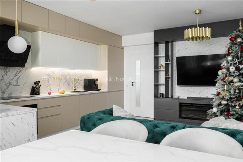 Apartament 3 camere + parcare + boxa Sky Garden