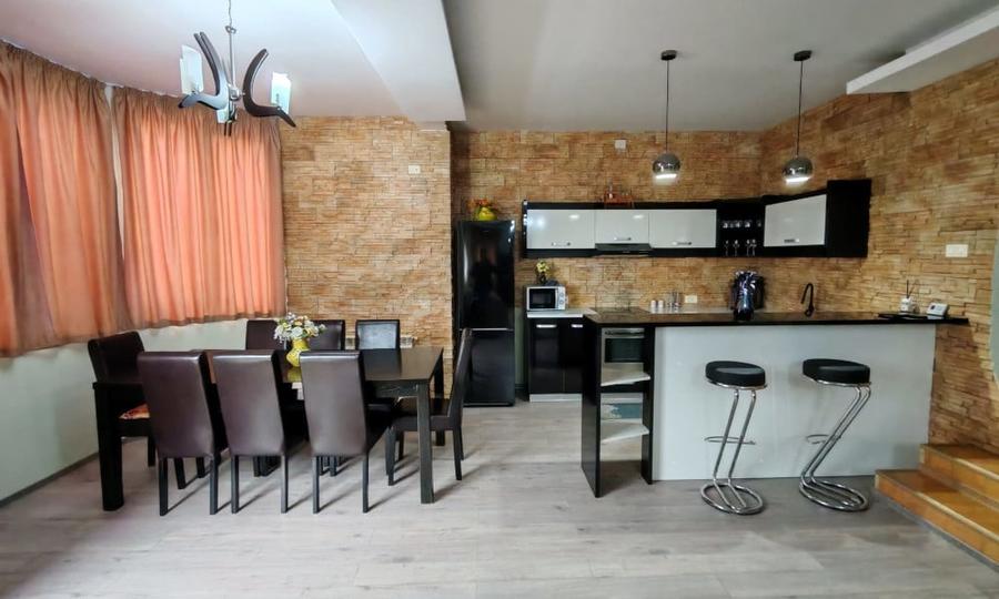 Casa frumoasa de vanzare zona Metro - 4