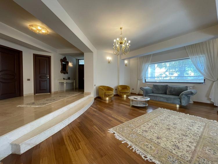 Faleza Nord - Universitate, Vila D+P+2 langa plaja, mobilata si utilata lux - 13