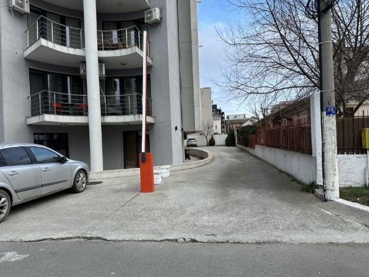 Vand apartament 2 camere - 2