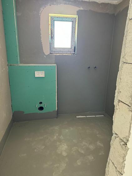 Vânzare/Inchiriere Azil Modern în Techirghiol - Parter + 3 Etaje - 35