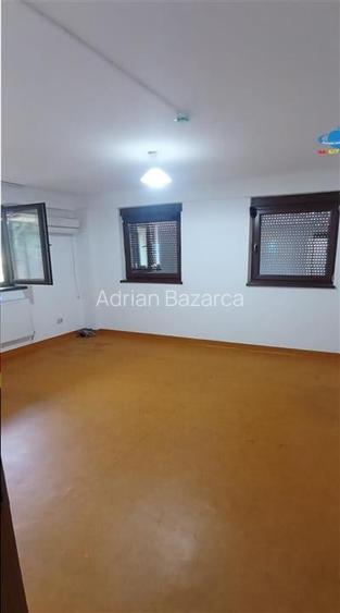 Cabinet medical/birou parter vila Tepes VodaMetrou Iancului/Muncii 12'