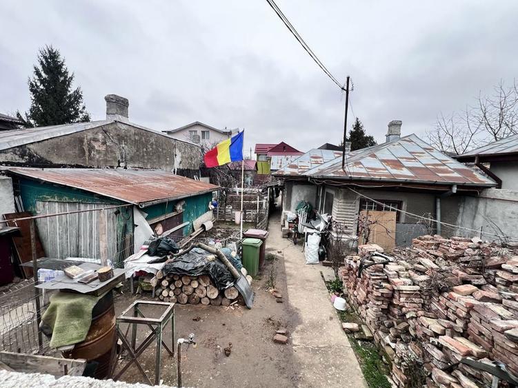 Casa/teren de vanzare sector 1 - 1