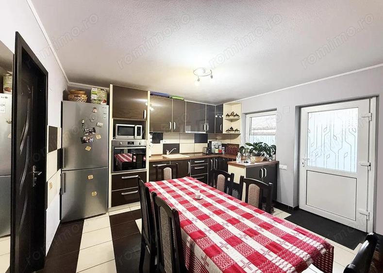 Casa particulara Cladire de birouri Sediu de firma - Oradea - 1